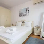 2br * Varna