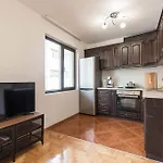 2br Appartamento *
