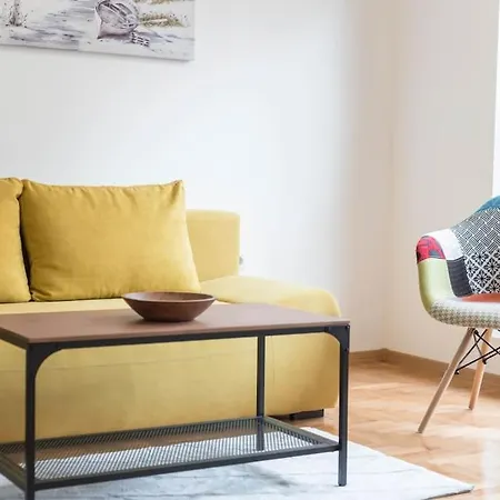 דירה 2br *