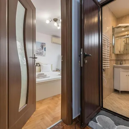 2br Lägenhet Varna
