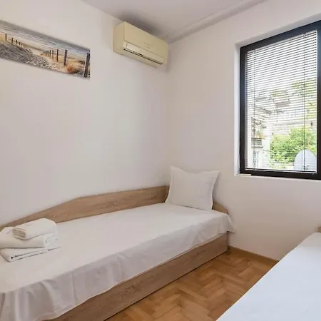 2br Varna