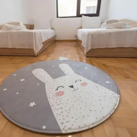 2br * Varna